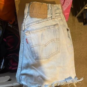 Vintage Levi’s cutoffs